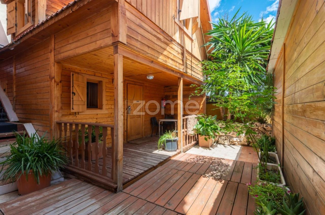 Гостевой дом Tu Mansion Навалькарнеро Экстерьер фото