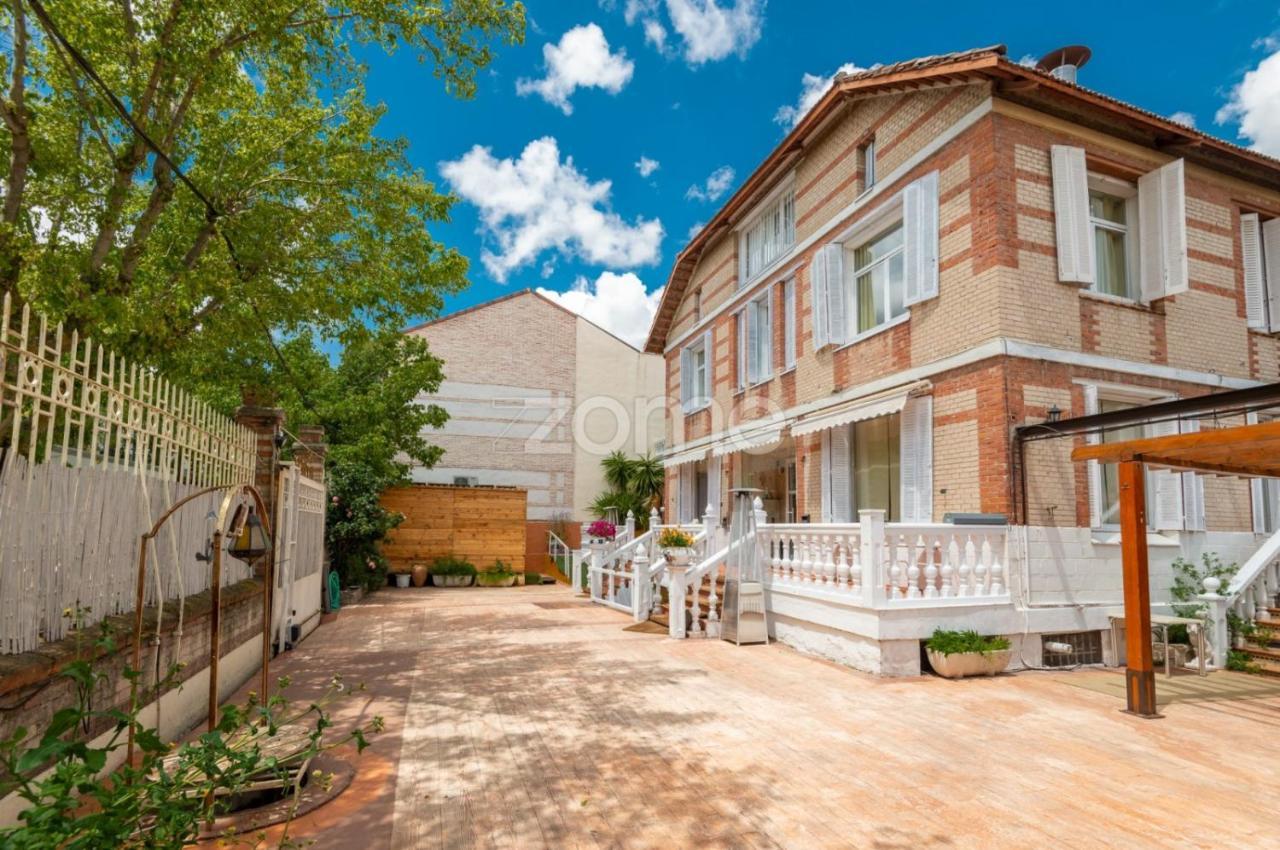 Гостевой дом Tu Mansion Навалькарнеро Экстерьер фото
