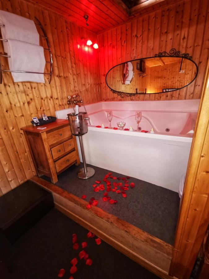 Гостевой дом Tu Mansion Навалькарнеро Экстерьер фото
